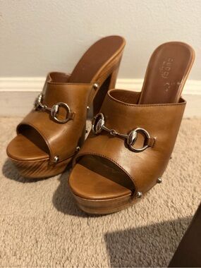 Gucci Tan Leather Horsebit Platform Mules